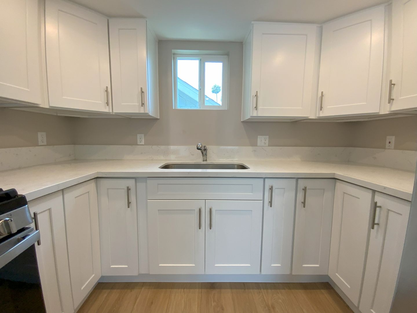 320 1/2 Myrtle Street - Glendale - California - 1 bed, 1 bath rental property