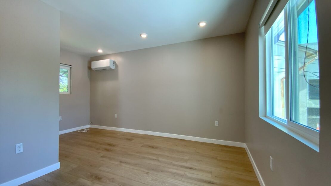 320 1/2 Myrtle Street - Glendale - California - 1 bed, 1 bath rental property