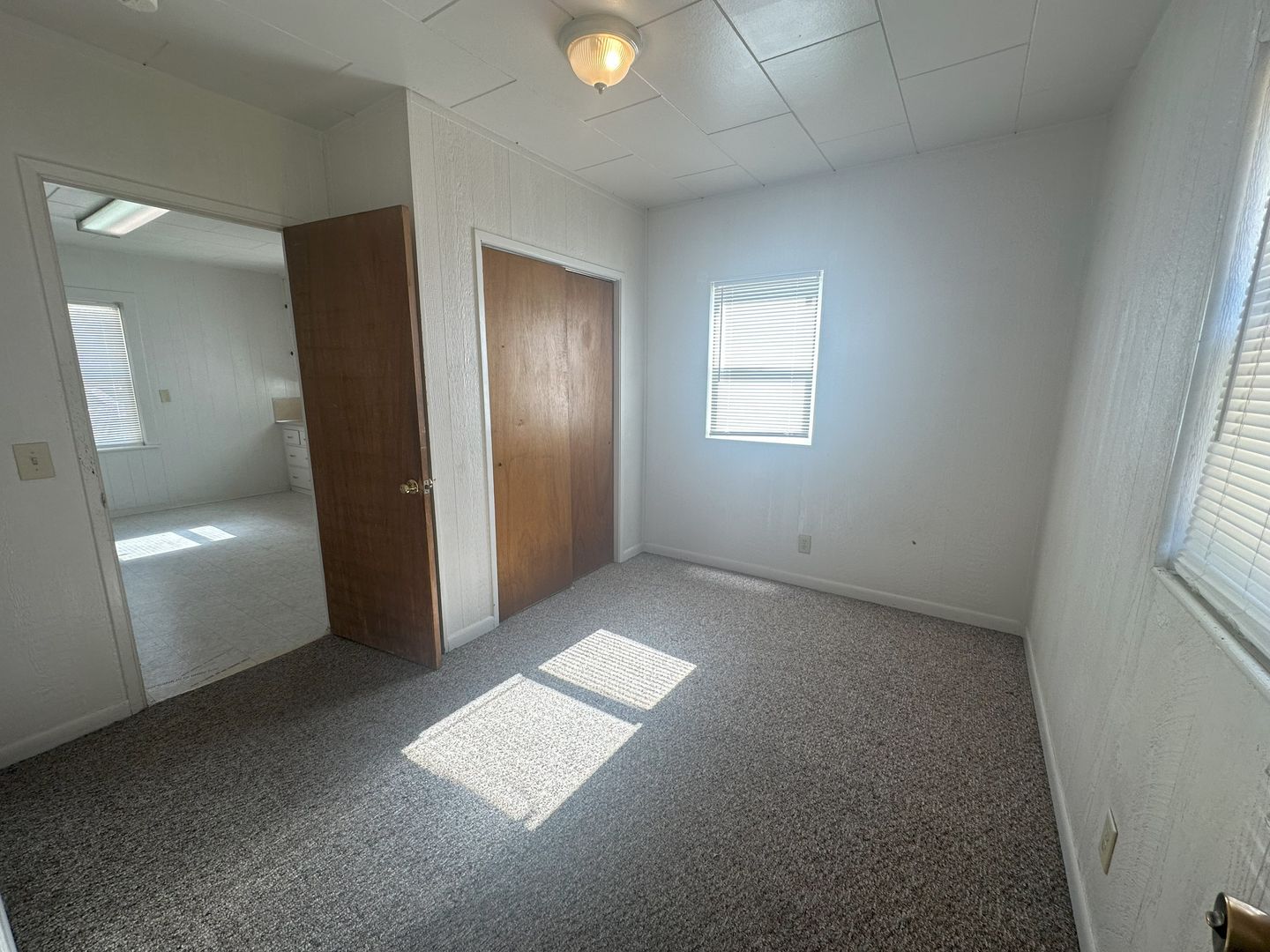 320 Pardee Avenue - Susanville - California - 2 bed, 1 bath rental property