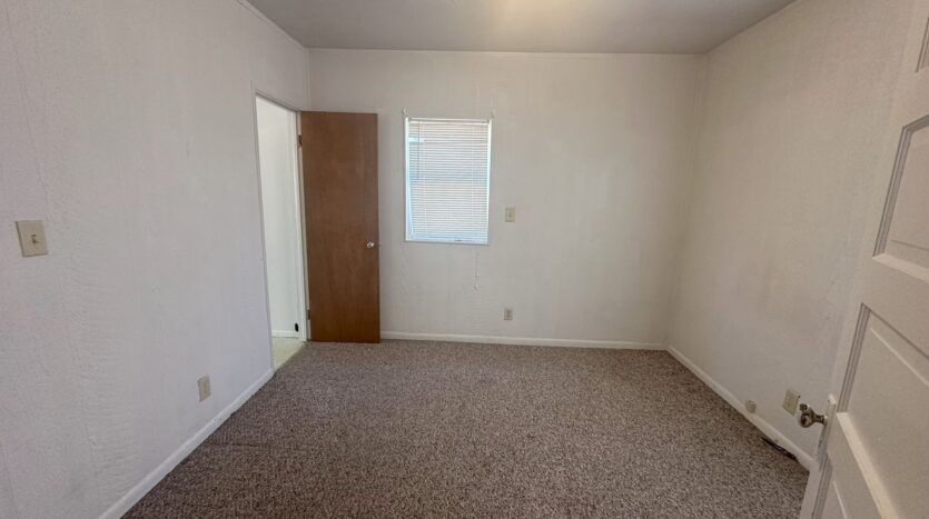 320 Pardee Avenue - Susanville - California - 2 bed, 1 bath rental property