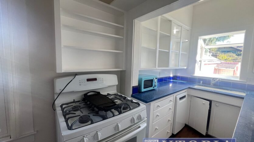 330 Chestnut Street - Santa Cruz - California - 3 bed, 1 bath rental property