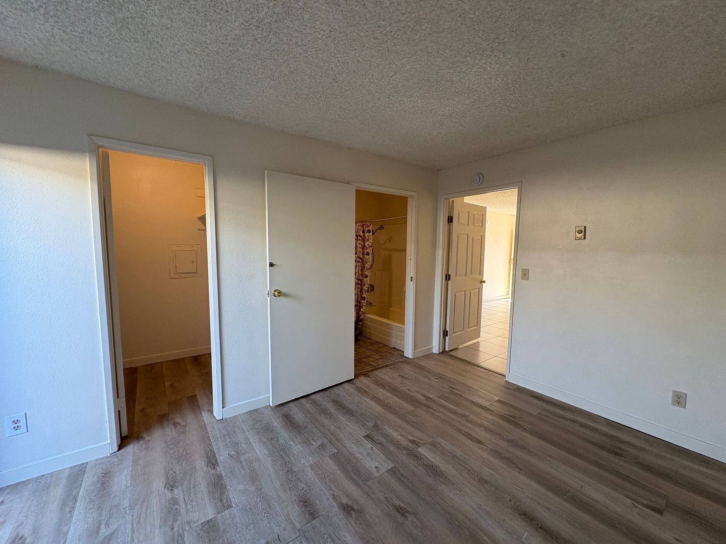 3404 Helix St - Spring Valley - California - 1 bed, 1 bath rental property
