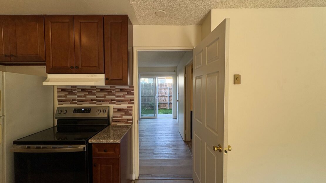 3404 Helix St - Spring Valley - California - 1 bed, 1 bath rental property