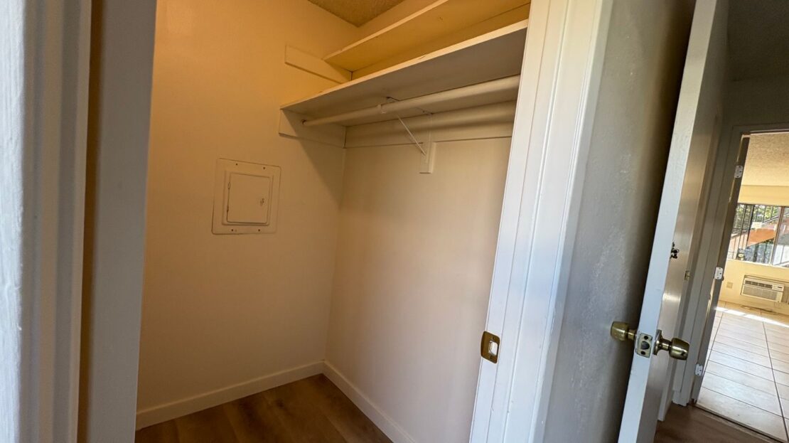 3404 Helix St - Spring Valley - California - 1 bed, 1 bath rental property