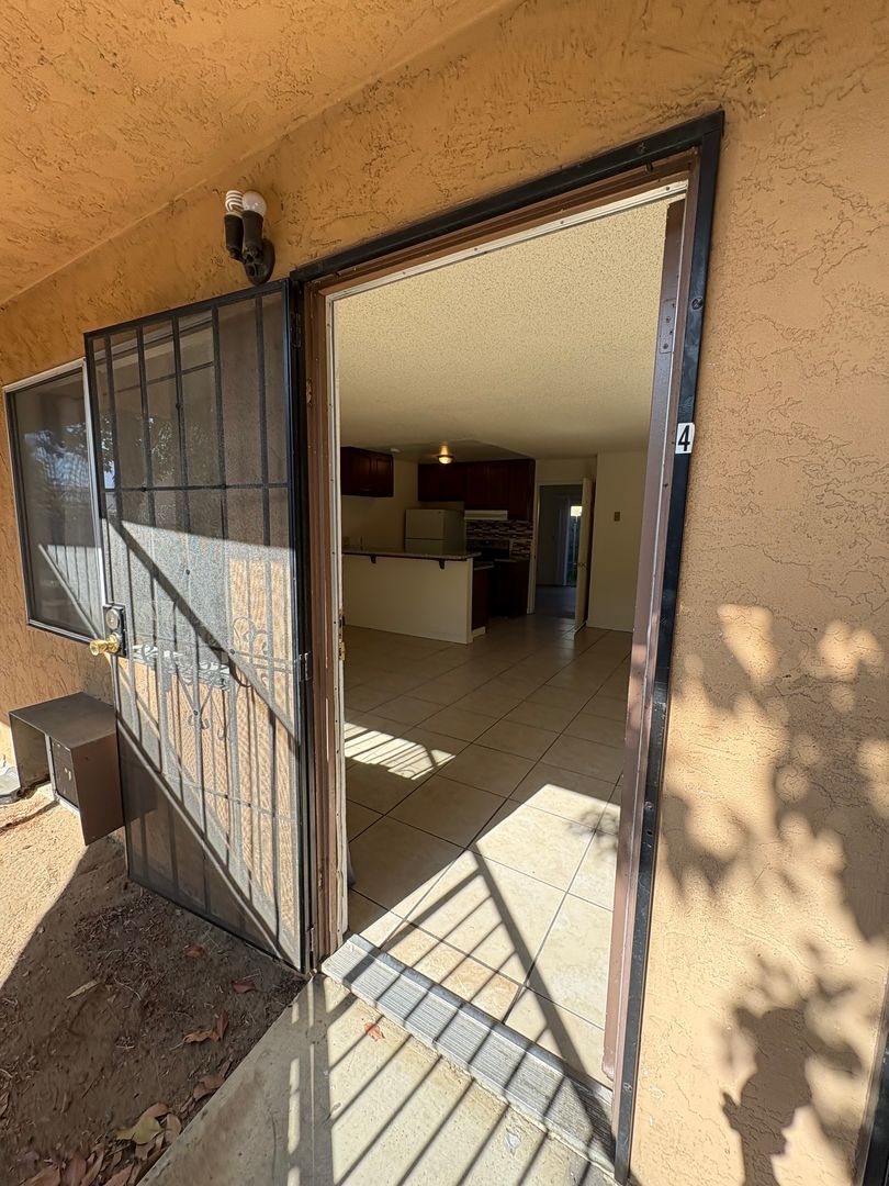 3404 Helix St - Spring Valley - California - 1 bed, 1 bath rental property