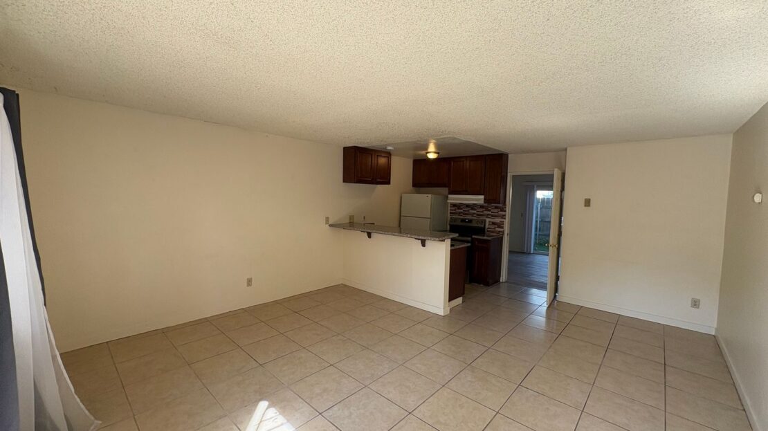 3404 Helix St - Spring Valley - California - 1 bed, 1 bath rental property
