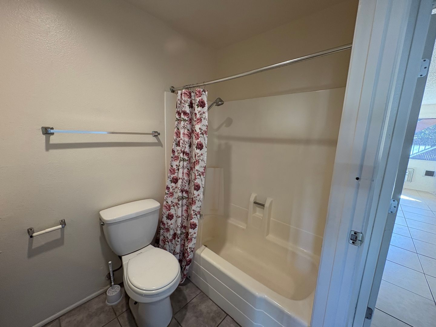 3404 Helix St - Spring Valley - California - 1 bed, 1 bath rental property
