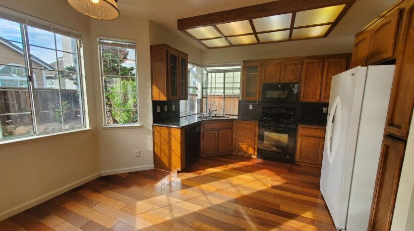 34189 Donahue Terr - Fremont - California - 4 bed, 2.5 bath rental property