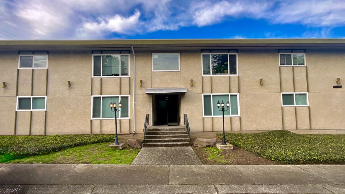 3432 Hoyt Ave Unit 3 - Everett - Washington - 2 bed, 1 bath rental property