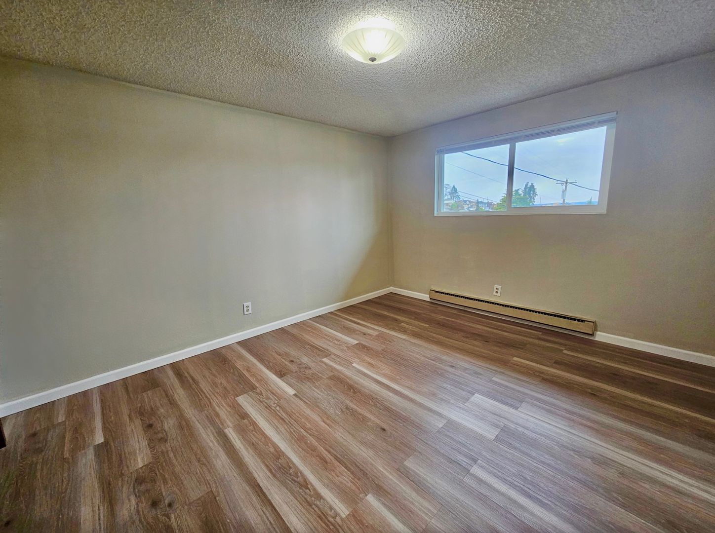 3432 Hoyt Ave Unit 3 - Everett - Washington - 2 bed, 1 bath rental property