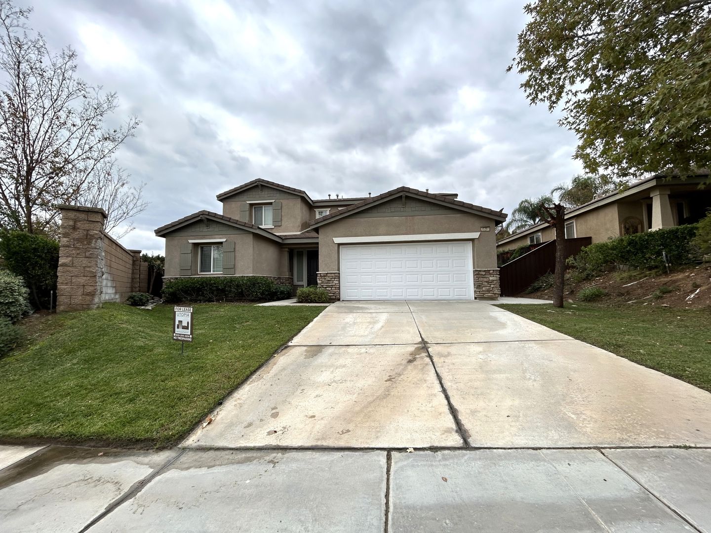 35291 Trevino Trl - Beaumont - California - 5 bed, 2.5 bath rental property