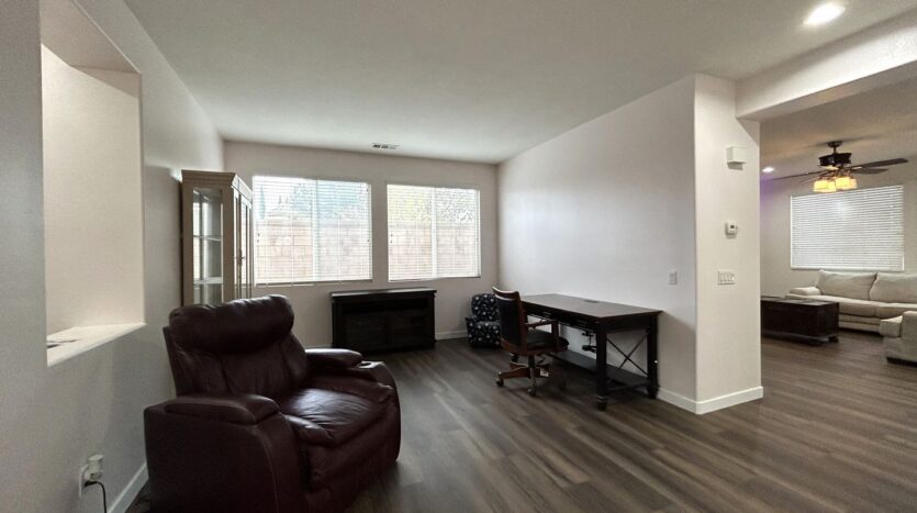 35291 Trevino Trl - Beaumont - California - 5 bed, 2.5 bath rental property