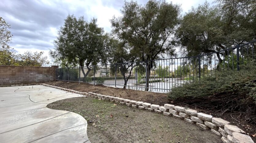 35291 Trevino Trl - Beaumont - California - 5 bed, 2.5 bath rental property