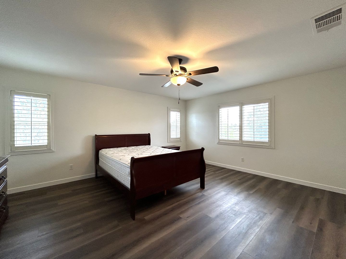 35291 Trevino Trl - Beaumont - California - 5 bed, 2.5 bath rental property