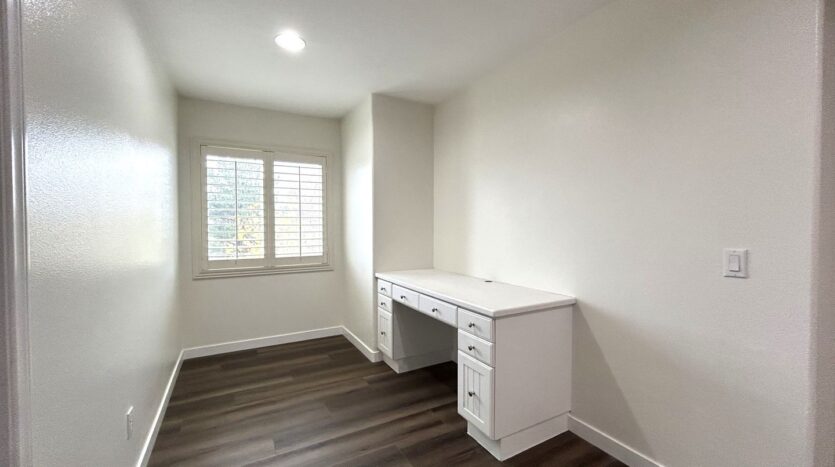 35291 Trevino Trl - Beaumont - California - 5 bed, 2.5 bath rental property