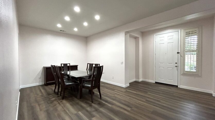 35291 Trevino Trl - Beaumont - California - 5 bed, 2.5 bath rental property