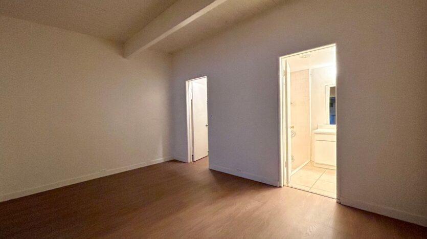 3737 East Calle De Carlos  - Unit 5  - Palm Springs - California - 1 bed, 1 bath rental property