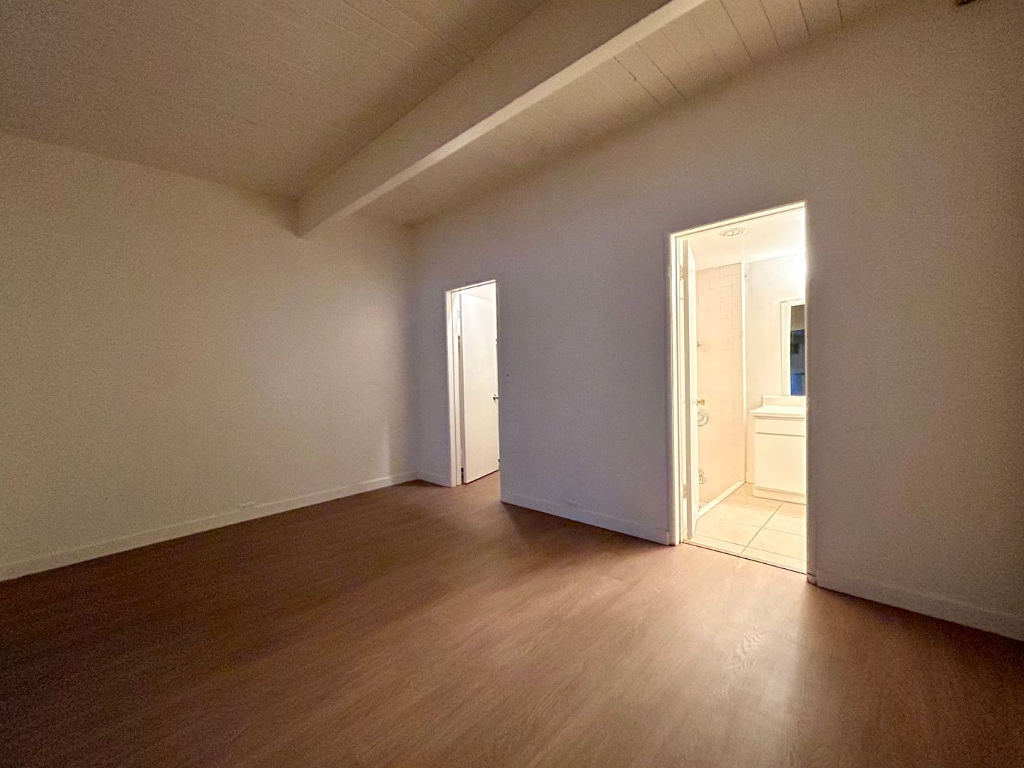 3737 East Calle De Carlos  - Unit 5  - Palm Springs - California - 1 bed, 1 bath rental property