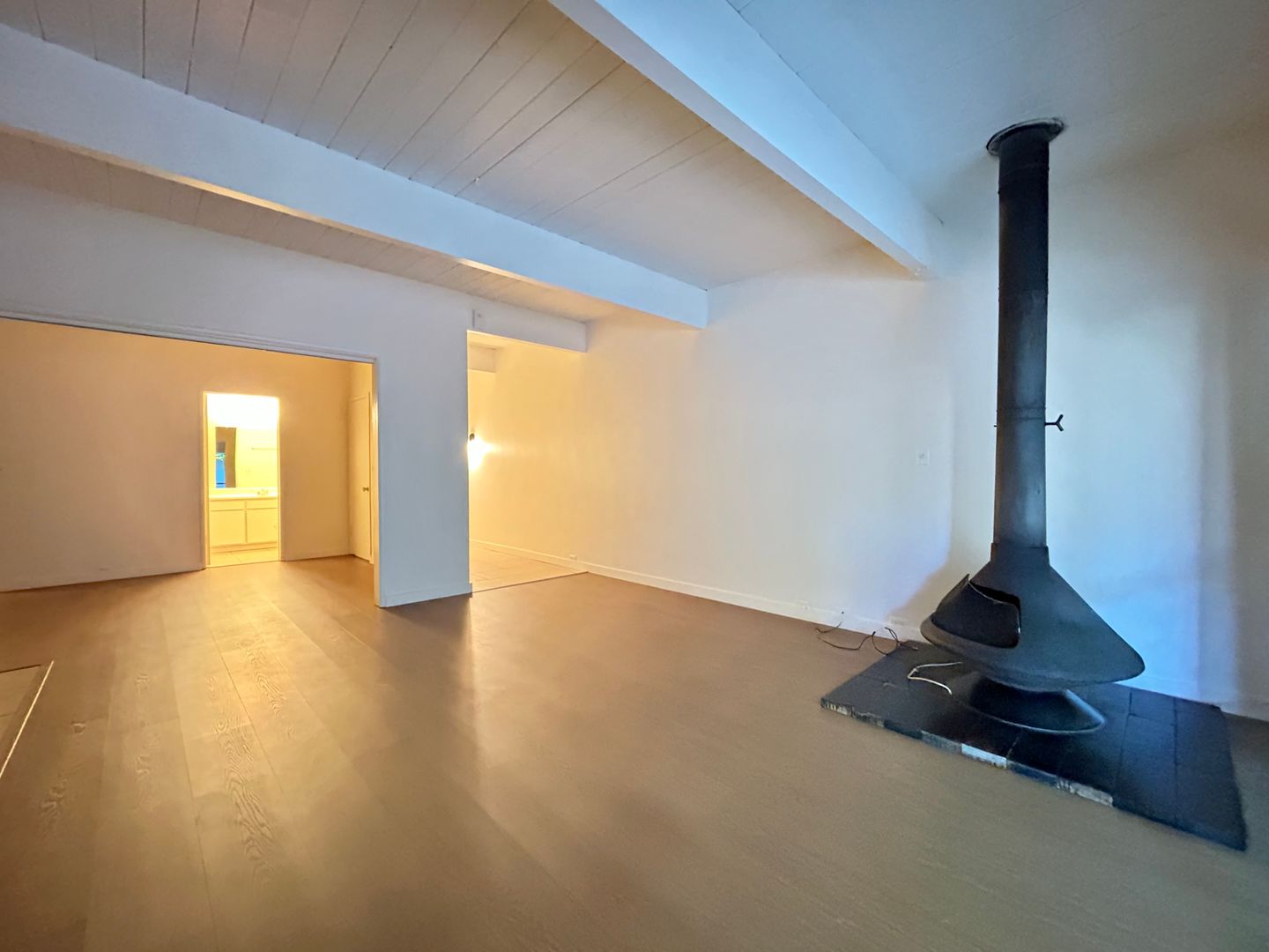 3737 East Calle De Carlos  - Unit 5  - Palm Springs - California - 1 bed, 1 bath rental property