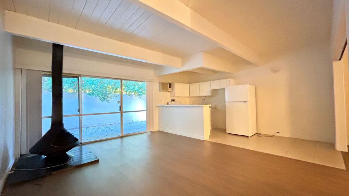 3737 East Calle De Carlos  - Unit 5  - Palm Springs - California - 1 bed, 1 bath rental property