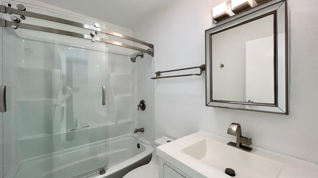 3777 E Calle De Carlos - Unit 04 - Palm Springs - California - 1 bed, 1 bath rental property