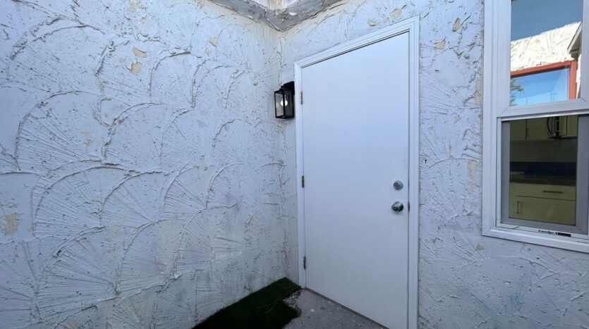 3777 E Calle De Carlos - Unit 04 - Palm Springs - California - 1 bed, 1 bath rental property