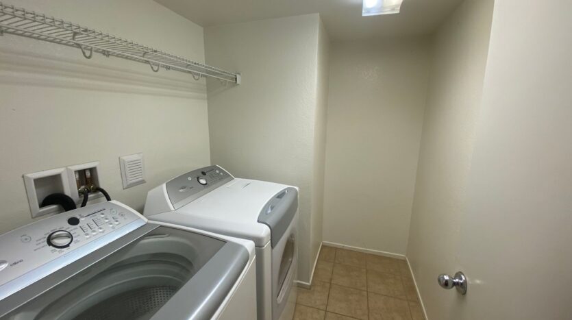 38266 Mendocino Way - Palmdale - California - 4 bed, 2.5 bath rental property