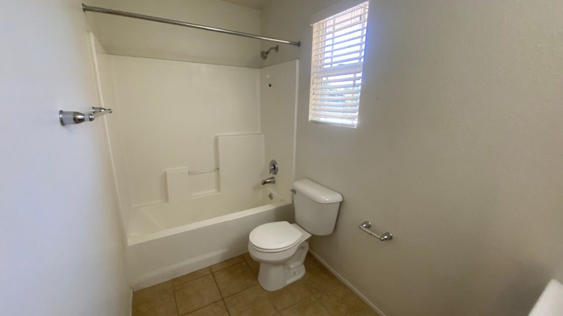 38266 Mendocino Way - Palmdale - California - 4 bed, 2.5 bath rental property