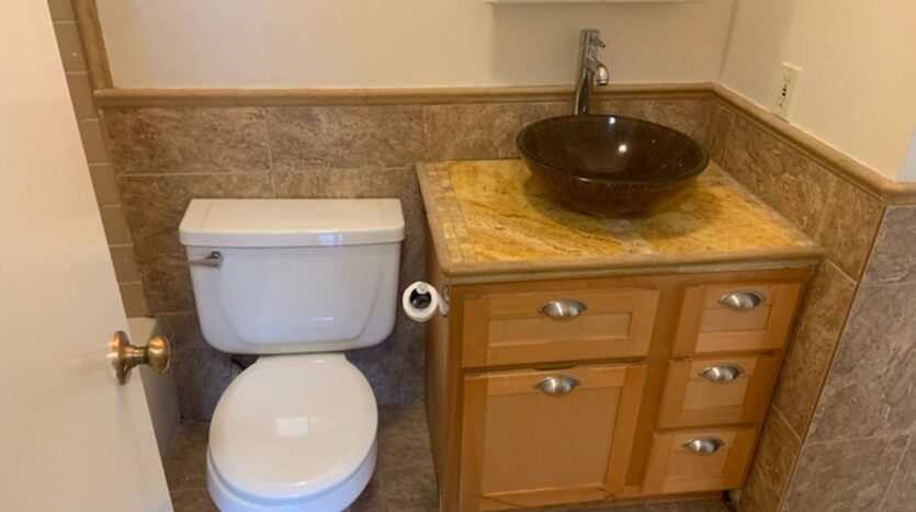 4 Captain Drive #210 - Emeryville - California - 1 bath rental property