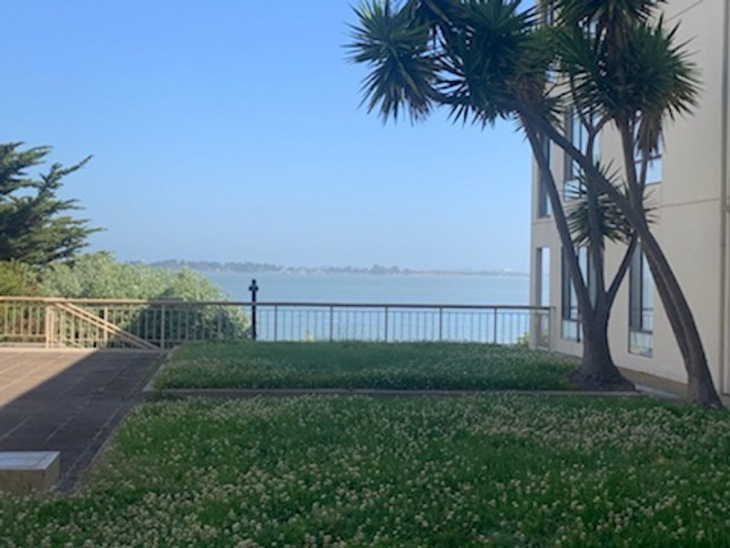 4 Captain Drive #210 - Emeryville - California - 1 bath rental property