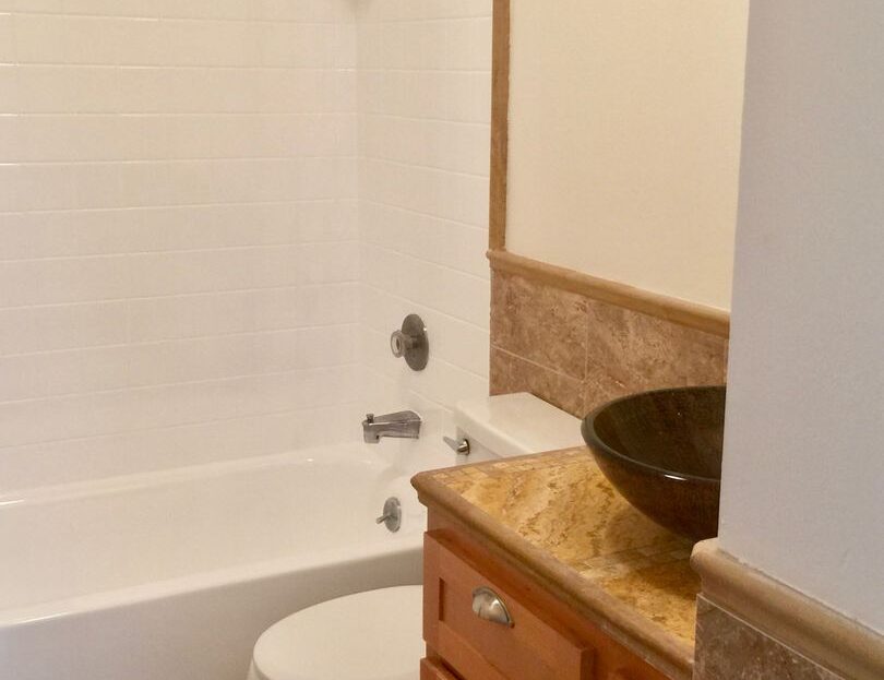 4 Captain Drive #210 - Emeryville - California - 1 bath rental property