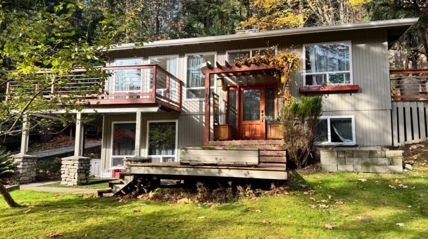 400 Sudden Valley Dr - Bellingham - Washington - 3 bed, 2.5 bath rental property