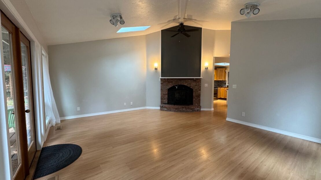 400 Sudden Valley Dr - Bellingham - Washington - 3 bed, 2.5 bath rental property