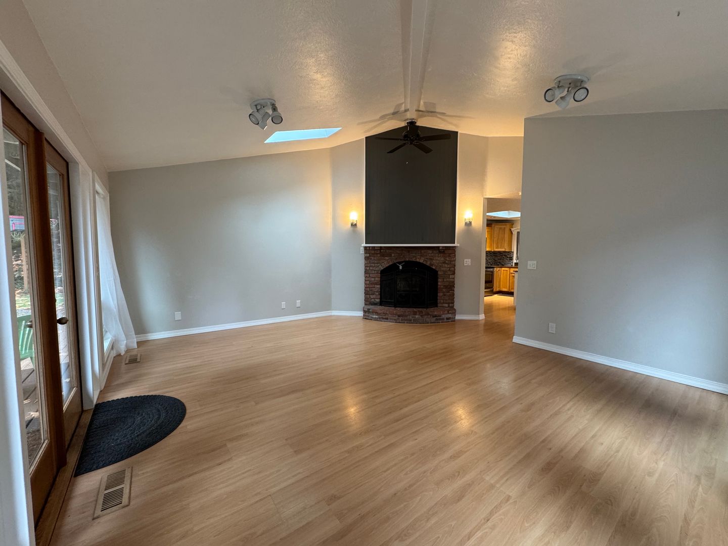 400 Sudden Valley Dr - Bellingham - Washington - 3 bed, 2.5 bath rental property