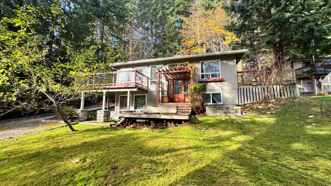 400 Sudden Valley Dr - Bellingham - Washington - 3 bed, 2.5 bath rental property