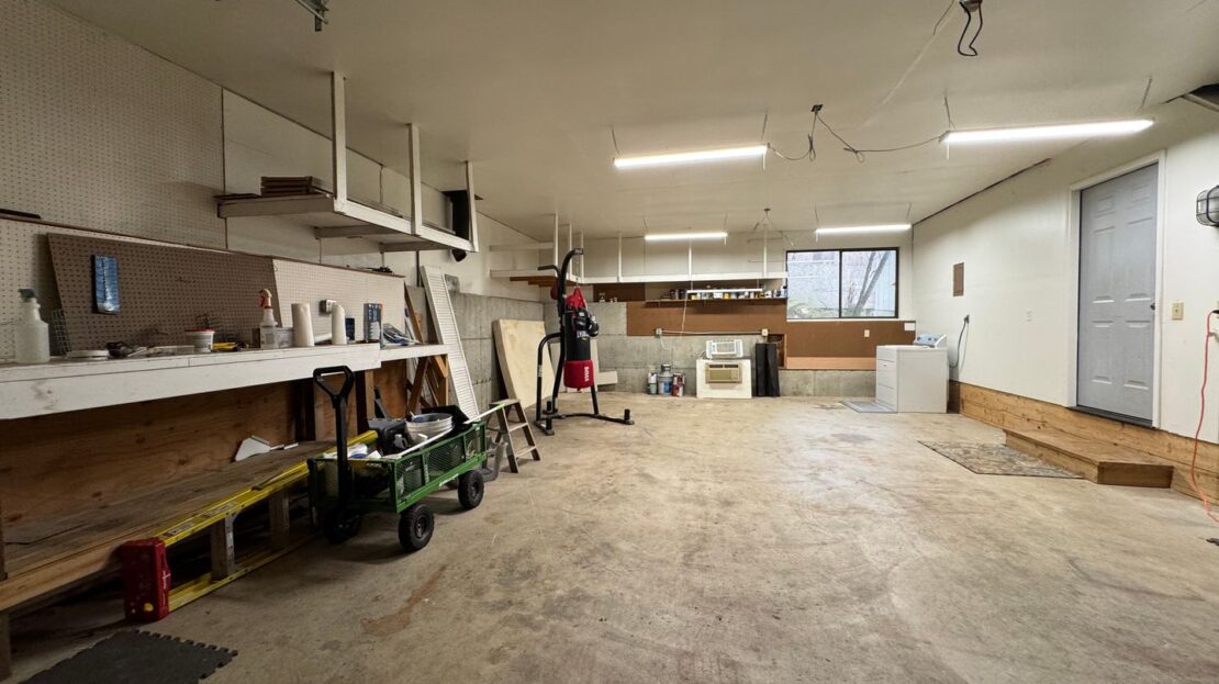 400 Sudden Valley Dr - Bellingham - Washington - 3 bed, 2.5 bath rental property