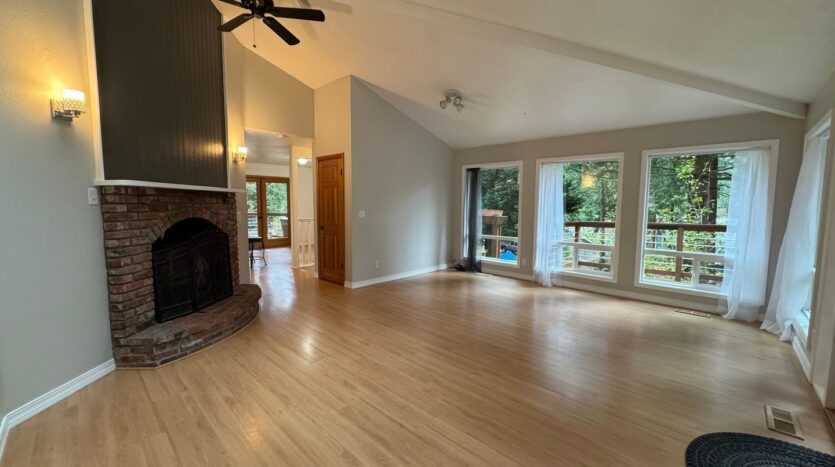 400 Sudden Valley Dr - Bellingham - Washington - 3 bed, 2.5 bath rental property