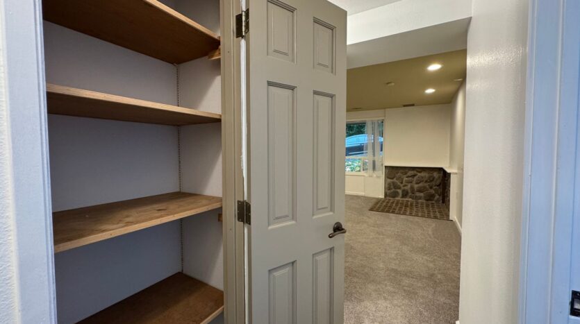 400 Sudden Valley Dr - Bellingham - Washington - 3 bed, 2.5 bath rental property