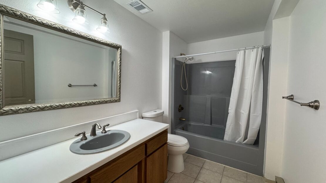 400 Sudden Valley Dr - Bellingham - Washington - 3 bed, 2.5 bath rental property