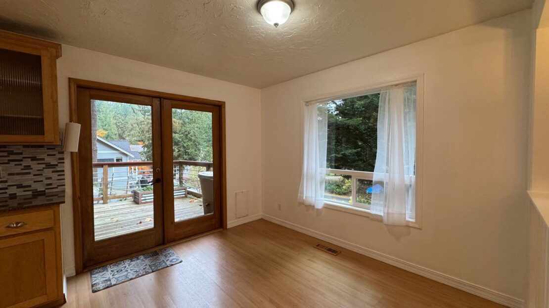 400 Sudden Valley Dr - Bellingham - Washington - 3 bed, 2.5 bath rental property