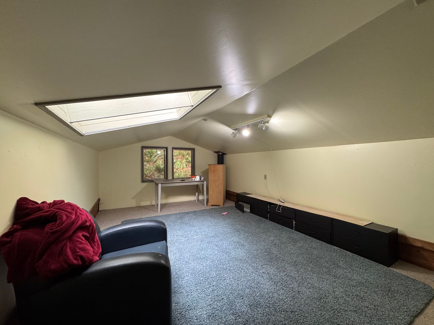 400 Sudden Valley Dr - Bellingham - Washington - 3 bed, 2.5 bath rental property