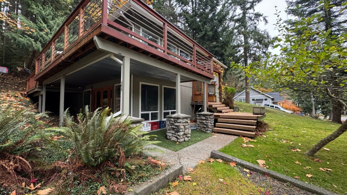400 Sudden Valley Dr - Bellingham - Washington - 3 bed, 2.5 bath rental property