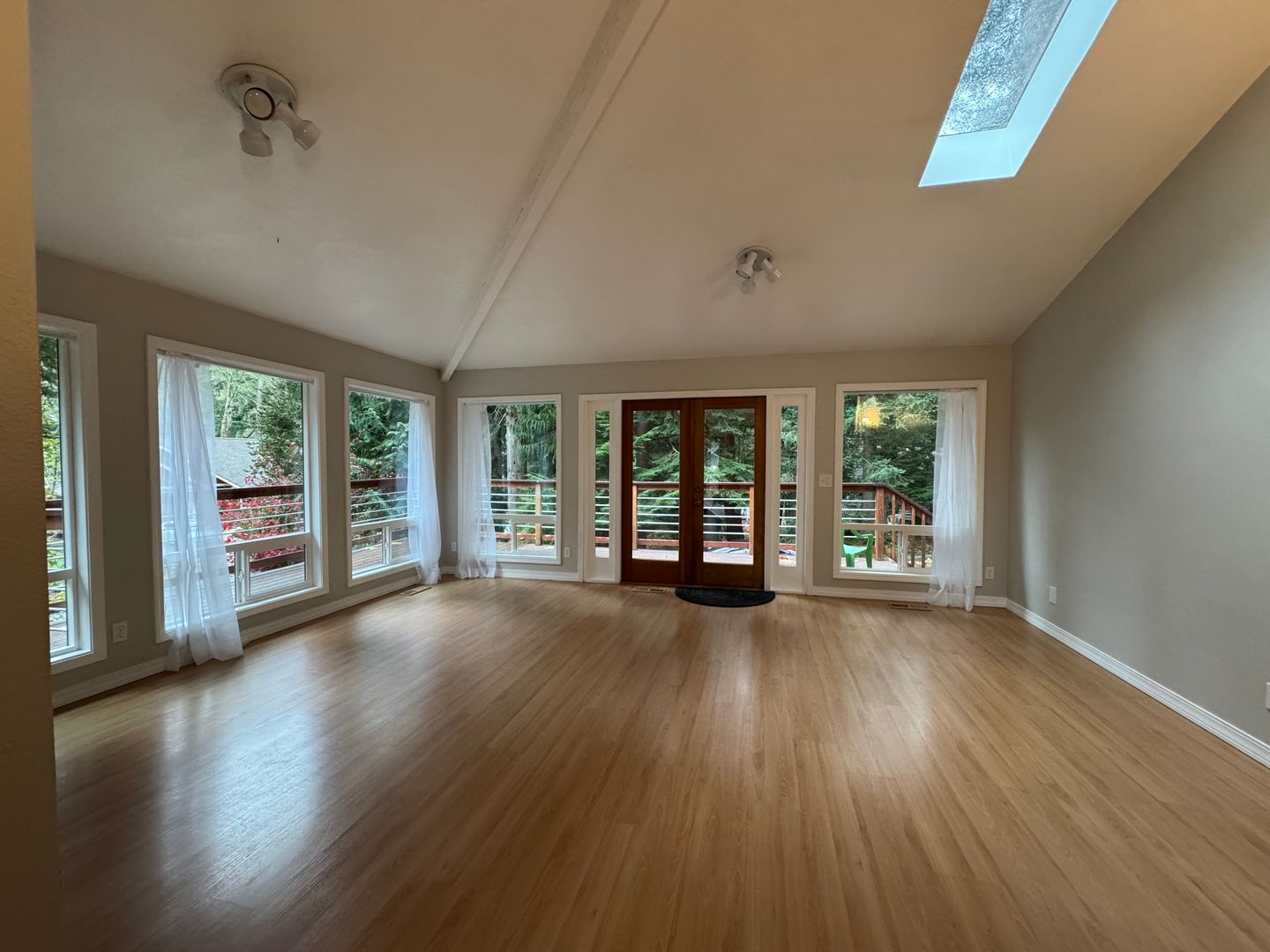 400 Sudden Valley Dr - Bellingham - Washington - 3 bed, 2.5 bath rental property