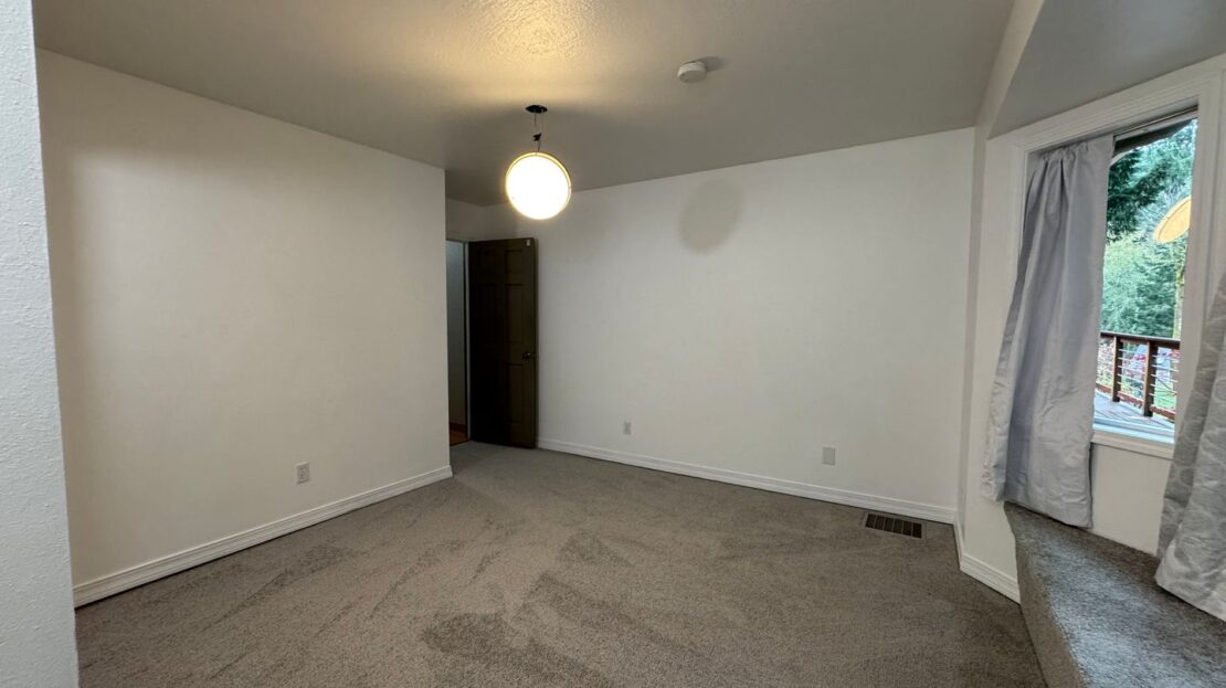 400 Sudden Valley Dr - Bellingham - Washington - 3 bed, 2.5 bath rental property