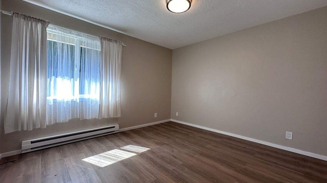 40000 McCormick Dr   - Sandy - Oregon - 2 bed, 1 bath rental property