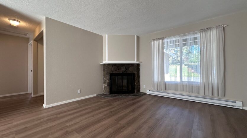 40000 McCormick Dr   - Sandy - Oregon - 2 bed, 1 bath rental property