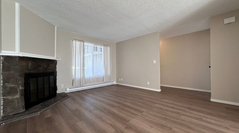 40000 McCormick Dr   - Sandy - Oregon - 2 bed, 1 bath rental property