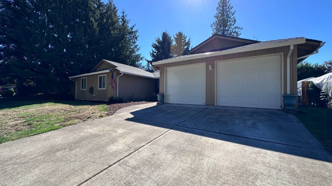 40000 McCormick Dr   - Sandy - Oregon - 2 bed, 1 bath rental property