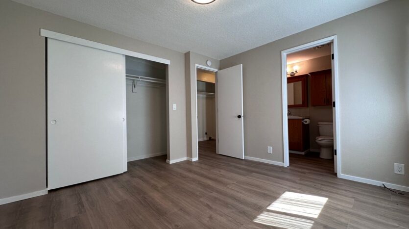 40000 McCormick Dr   - Sandy - Oregon - 2 bed, 1 bath rental property