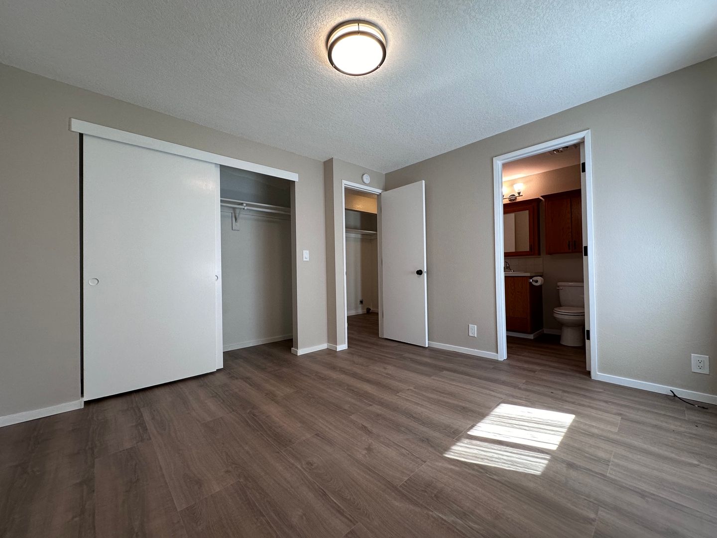 40000 McCormick Dr   - Sandy - Oregon - 2 bed, 1 bath rental property